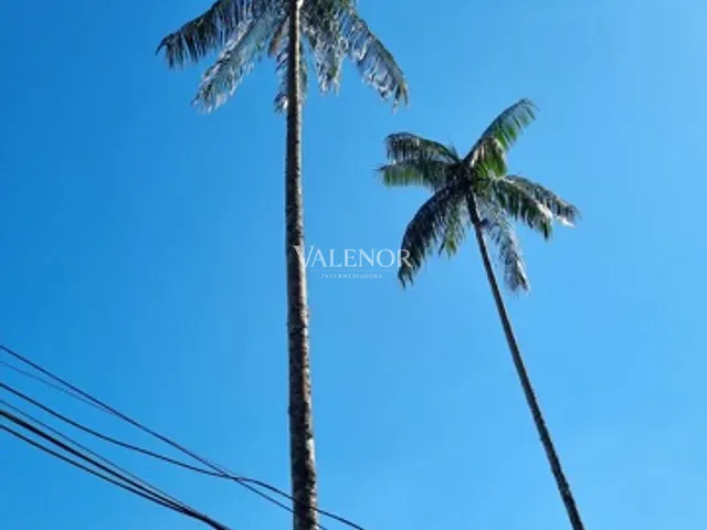 Chácara com 3000m² 2 quartos e 2 banheiros, à venda, no bairro Caxambu em Jundiaí