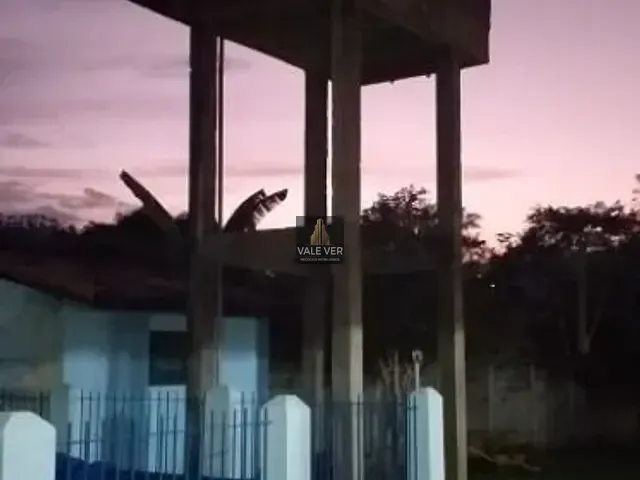 Chácara com 2818m² 3 quartos e 4 banheiros, à venda, no bairro Chácara Taquari em São José dos Campos