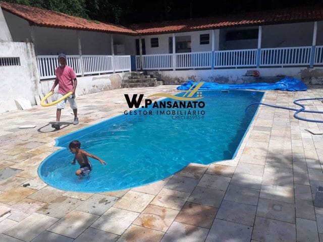 Chácara com 8000m² 6 quartos e 6 banheiros, à venda, no bairro Mato Dentro em Nazaré Paulista
