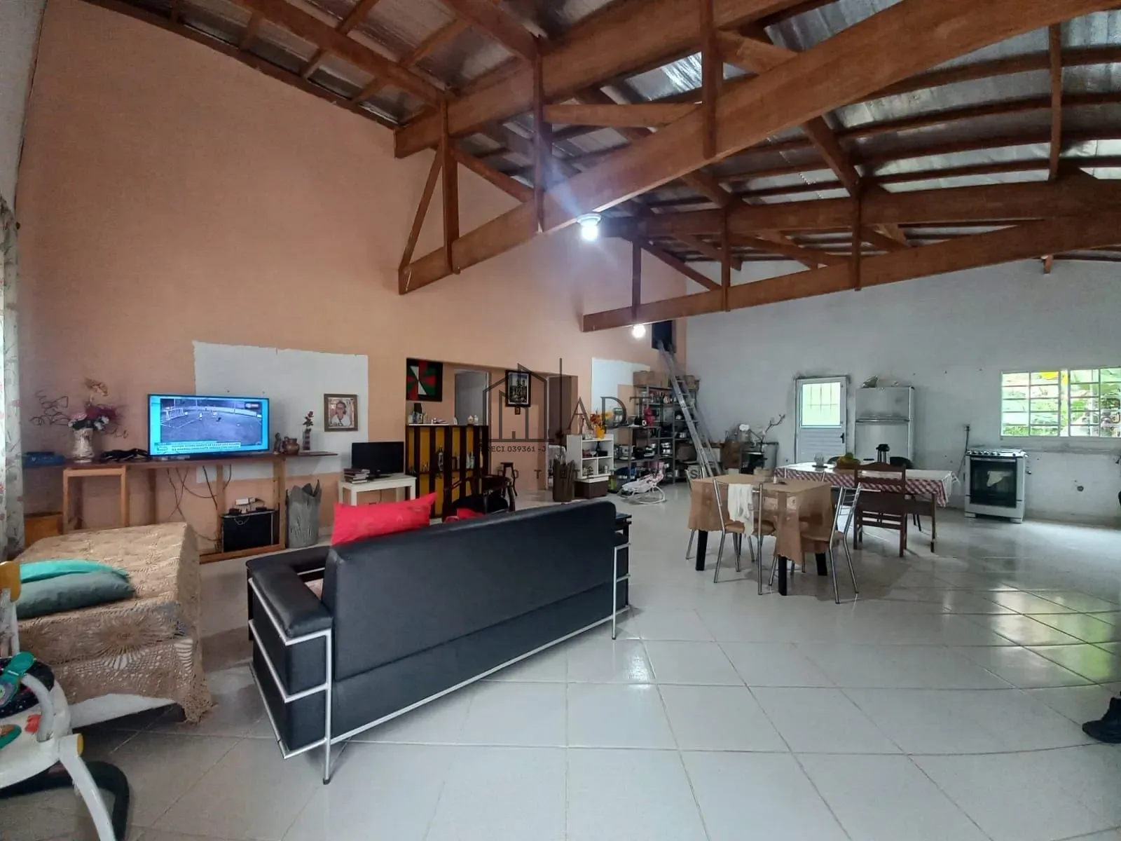 Chácara, 3 quartos, 1000 m² - Foto 2