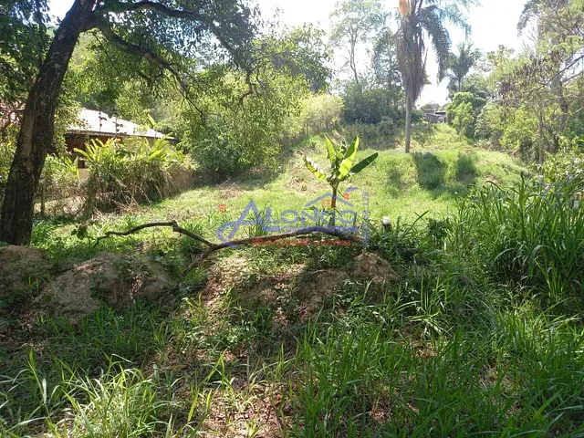 Chácara à venda, no bairro Jardim Colônia em Jacareí