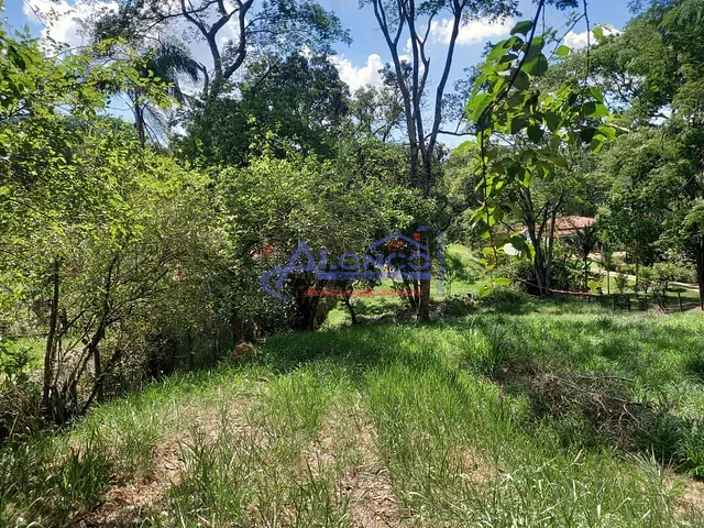 Chácara à venda, no bairro Jardim Colônia em Jacareí