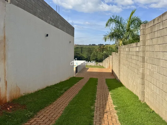 Chácara com 2500m², à venda, no bairro Parque Industrial Zona Oeste em Apucarana