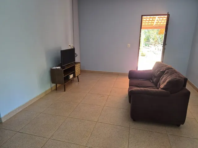 Chácara 2 quartos e 2 banheiros, à venda, no bairro Fazenda Vau das Pombas em Goiânia