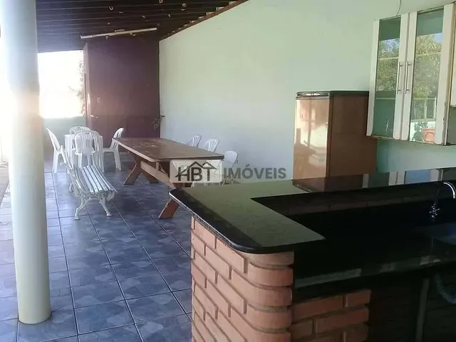 Chácara com 2248m² 3 quartos e 3 banheiros, à venda, no bairro Chácaras Cornélia em Bauru