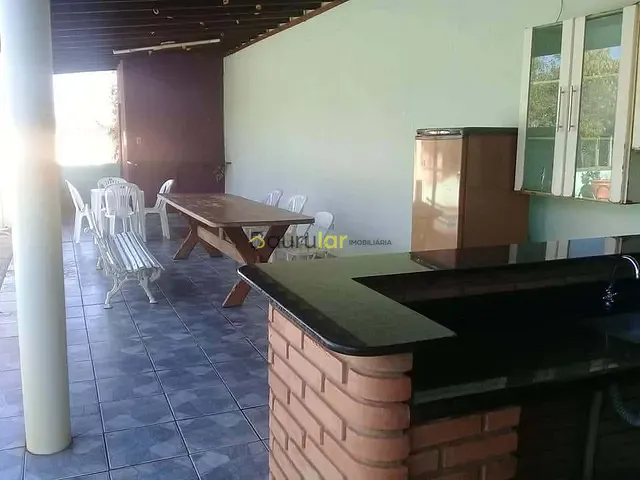 Chácara com 2248m² 3 quartos e 3 banheiros, à venda, no bairro Chácaras Cornélia em Bauru
