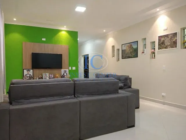 Chácara com 4000m² 4 quartos e 2 banheiros, à venda, no bairro Chácaras Videiras de Itaici em Indaiatuba