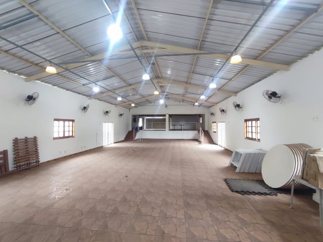 Chácara com 16500m² 8 quartos e 9 banheiros, à venda ou para alugar, no bairro Santa Isabel Tupi em Piracicaba