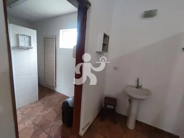 Chácara com 16500m² 8 quartos e 9 banheiros, à venda ou para alugar, no bairro Santa Isabel Tupi em Piracicaba