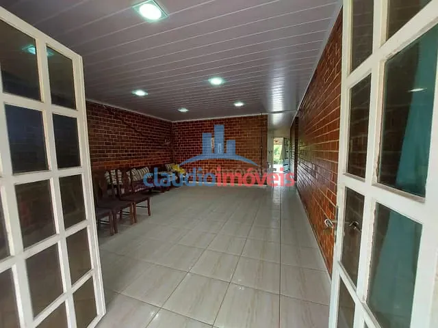 Chácara com 20000m² 4 quartos e 1 banheiro, à venda, no bairro Nossa Senhora do Amparo em Barra Mansa