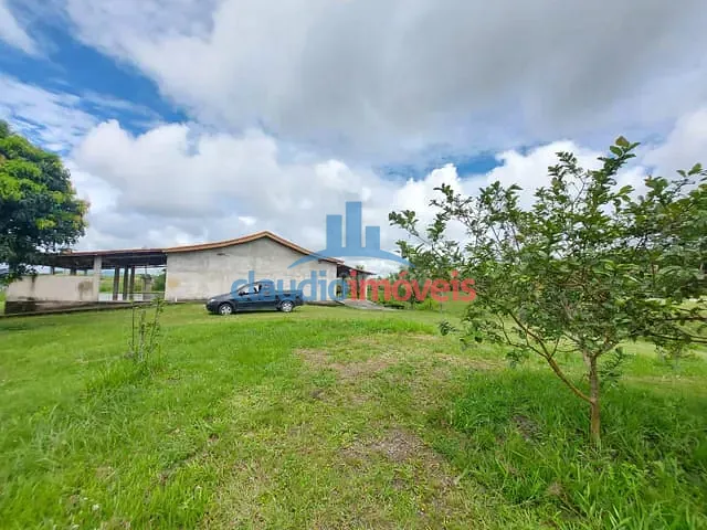 Chácara com 20000m² 4 quartos e 1 banheiro, à venda, no bairro Nossa Senhora do Amparo em Barra Mansa