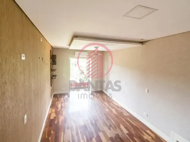 Chácara 5 quartos e 9 banheiros, para alugar, no bairro Chácara Santa Lúcia dos Ypes em Carapicuíba