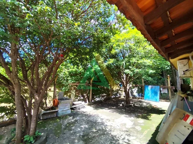 Chácara com 1580m² 4 quartos e 3 banheiros, à venda, no bairro Jardim Serra Dourada em Mogi Guaçu