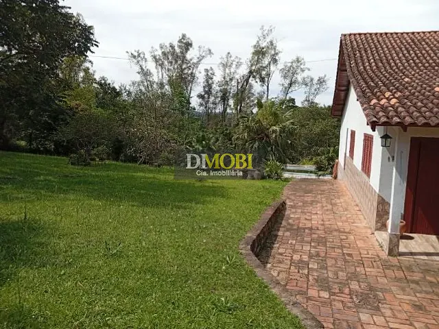 Chácara com 300m² 4 quartos e 3 banheiros, à venda, no bairro Centro (Morungava) em Gravataí
