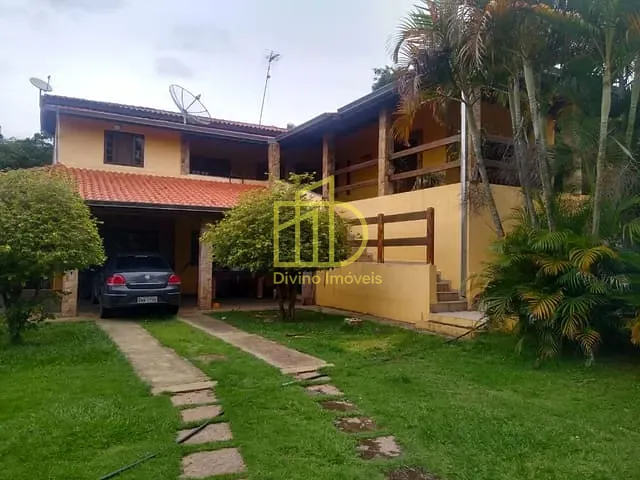 Chácara com 4000m² 3 quartos e 3 banheiros, à venda, no bairro Jundiaguara em Araçoiaba da Serra