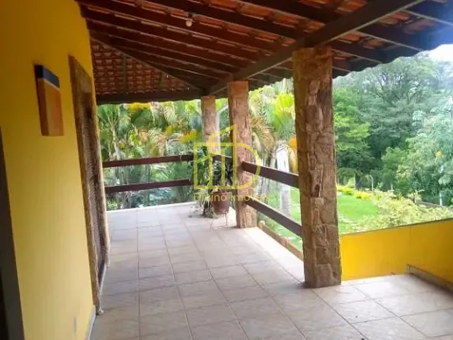 Chácara com 4000m² 3 quartos e 3 banheiros, à venda, no bairro Jundiaguara em Araçoiaba da Serra