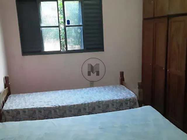 Chácara com 1000m² 4 quartos e 2 banheiros, à venda, no bairro Vista Alegre em Potim