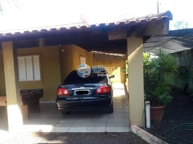 Chácara com 5000m² 2 quartos e 2 banheiros, à venda, no bairro Recanto dos Pinheiros em Cambé