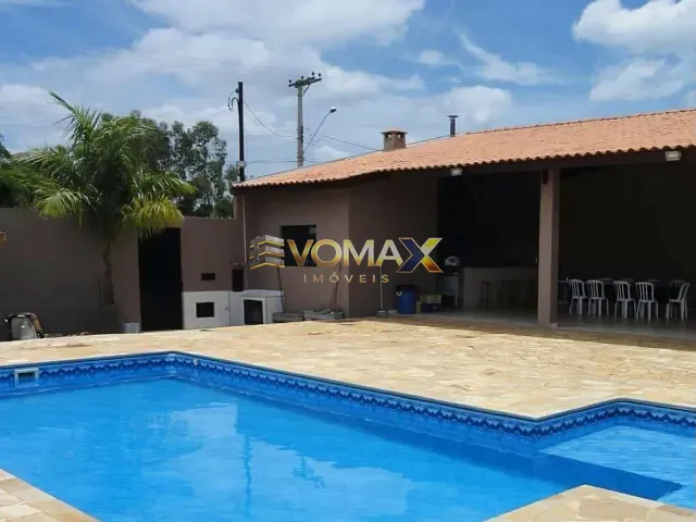 Chácara com 2000m² 3 quartos e 4 banheiros, à venda ou para alugar, no bairro Chácaras Alvorada em Itapetininga