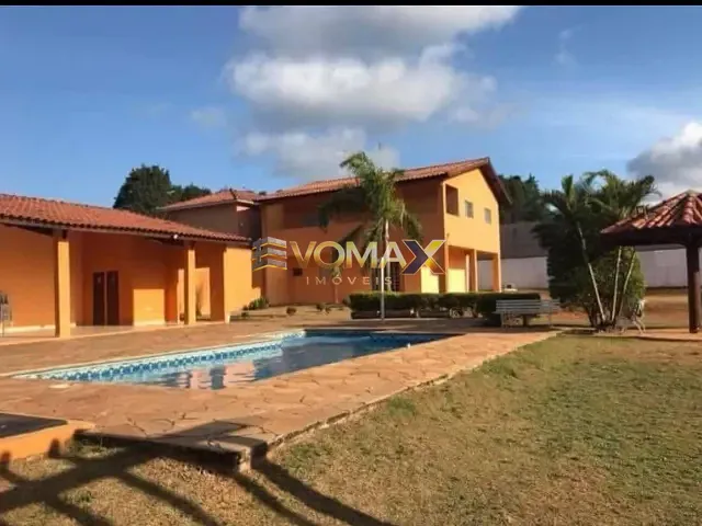 Chácara com 2000m² 3 quartos e 4 banheiros, à venda ou para alugar, no bairro Chácaras Alvorada em Itapetininga