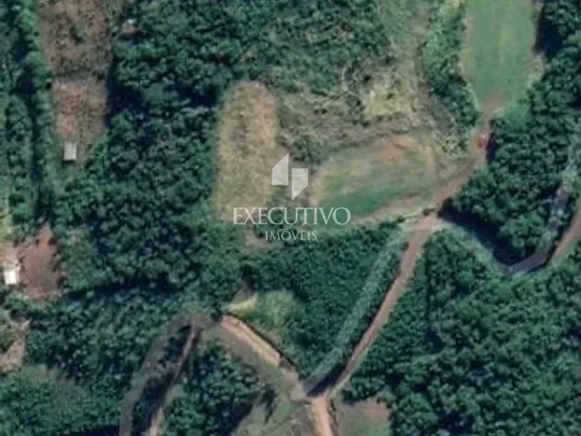 Chácara com 107047m², à venda, no bairro 0 em Travesseiro