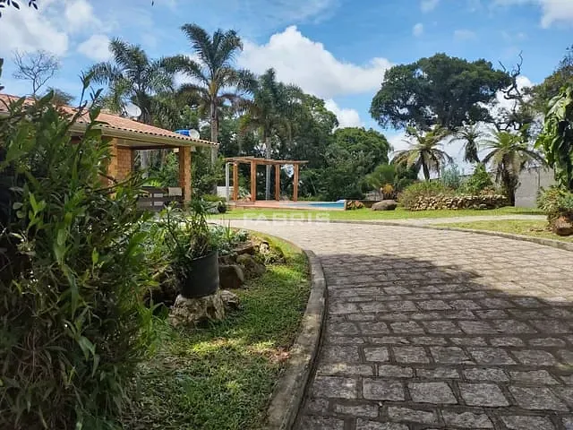 Chácara com 20000m² 2 quartos e 2 banheiros, à venda, no bairro Salgadinho em Campo Largo