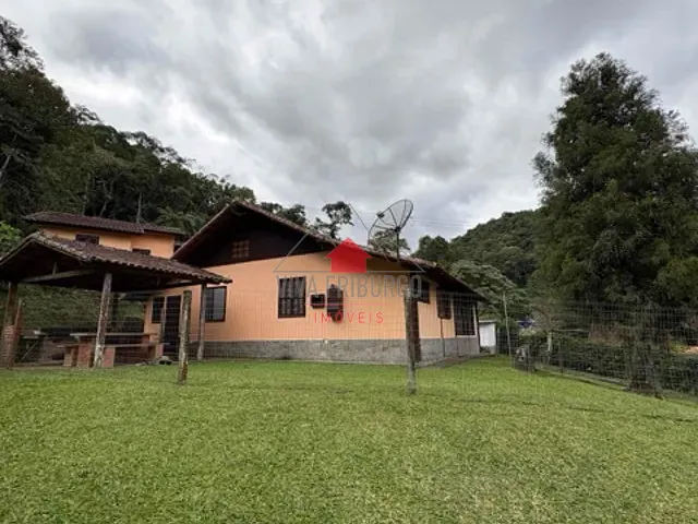 Chácara com 58000m² 2 quartos e 1 banheiro, à venda, no bairro Debossan em Nova Friburgo