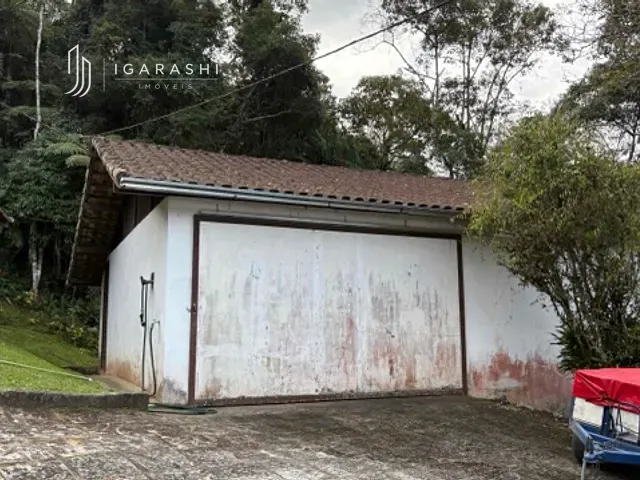 Chácara com 58000m² 2 quartos e 1 banheiro, à venda, no bairro Debossan em Nova Friburgo