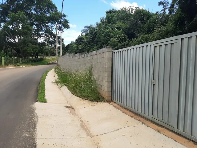 Chácara com 2049m² 2 quartos e 2 banheiros, à venda, no bairro Estância Ubá em Itirapina
