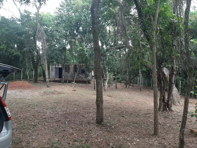 Chácara com 2049m² 2 quartos e 2 banheiros, à venda, no bairro Estância Ubá em Itirapina