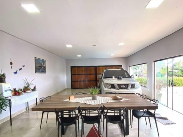Chácara com 1000m² 3 quartos e 4 banheiros, à venda, no bairro Villagio Mundo Novo em Franca
