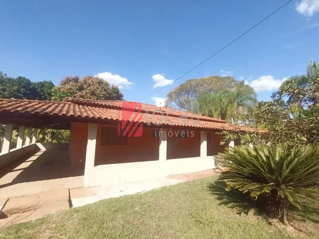 Fazenda / Sítio / Chácara com 3 quartos à venda, 360m² — foto 1 de 30