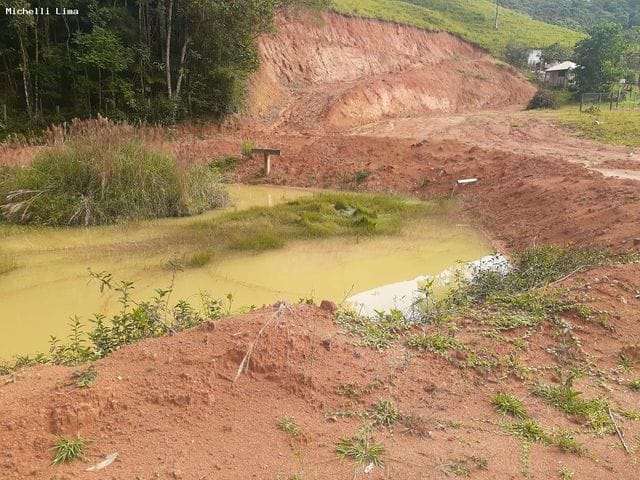 Foto do Chácara - Lindo sítio em São Pedro de Alcantâra não perca esta oportunidade. | Michelli Lima da Silva