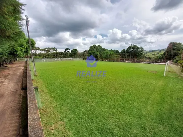 Chácara com 5000m² 4 quartos e 1 banheiro, à venda, no bairro Chácara Recreio Vista Alegre em Botucatu
