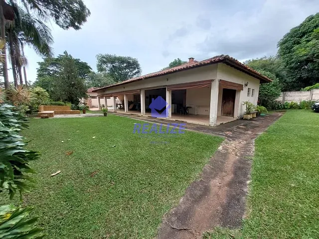 Chácara com 5000m² 4 quartos e 1 banheiro, à venda, no bairro Chácara Recreio Vista Alegre em Botucatu