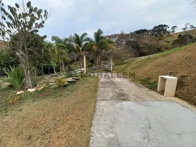 Chácara com 4424m², à venda, no bairro Monteiro em Delfim Moreira