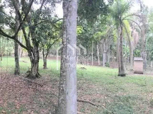 Chácara com 65m² 3 quartos e 2 banheiros, à venda, no bairro Bombas em Bombinhas