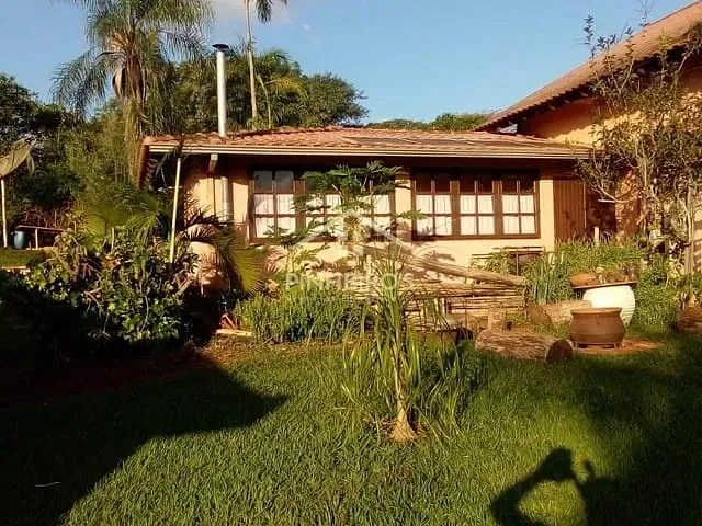 Chácara com 24200m² 3 quartos e 2 banheiros, à venda, no bairro km4 em Cambé