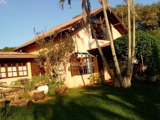 Chácara com 24200m² 3 quartos e 2 banheiros, à venda, no bairro km4 em Cambé