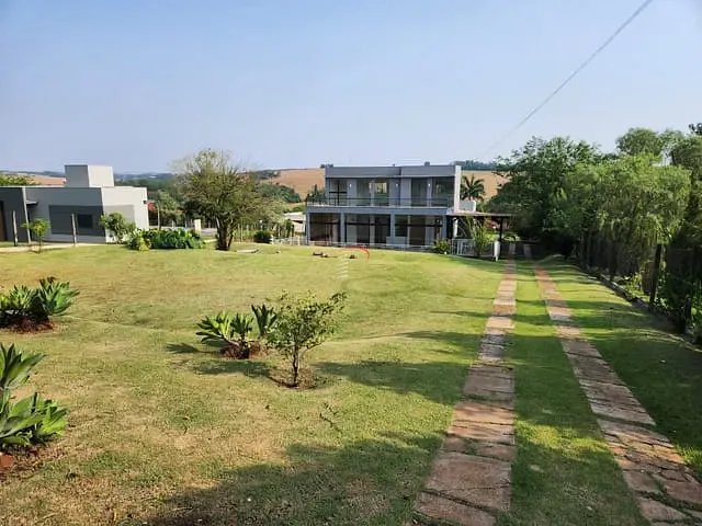 Chácara com 2000m² 3 quartos e 4 banheiros, à venda, no bairro Condomínio Residêncial Estância Cabral em Cambé