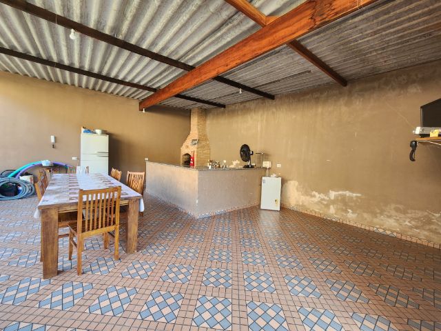 Chácara com 1500m² 3 quartos e 2 banheiros, à venda, no bairro Abadia em Louveira
