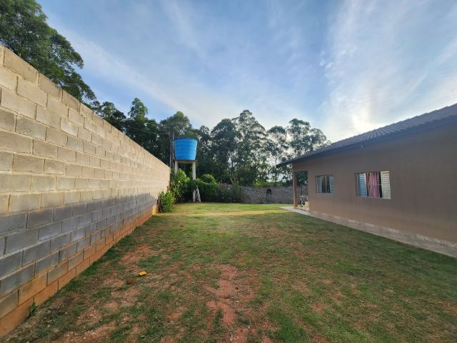 Chácara com 1500m² 3 quartos e 2 banheiros, à venda, no bairro Abadia em Louveira