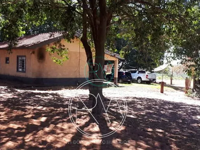 Fazenda com 23000000m² 1 quarto e 1 banheiro, à venda, no bairro Zona Rural em Camapuã