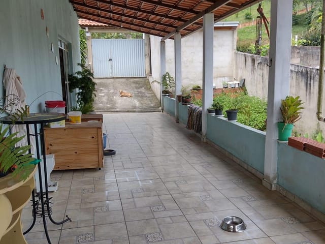 Chácara com 1100m² 2 quartos e 2 banheiros, à venda, no bairro Igrejinha em Juiz de Fora