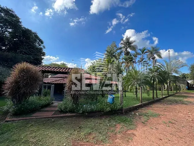 Chácara com 40000m² 2 quartos e 3 banheiros, à venda, no bairro Jardim Vitoria em Arealva