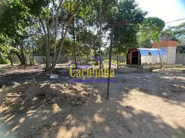 Chácara com 100m², à venda, no bairro Figueira em Arraial do Cabo