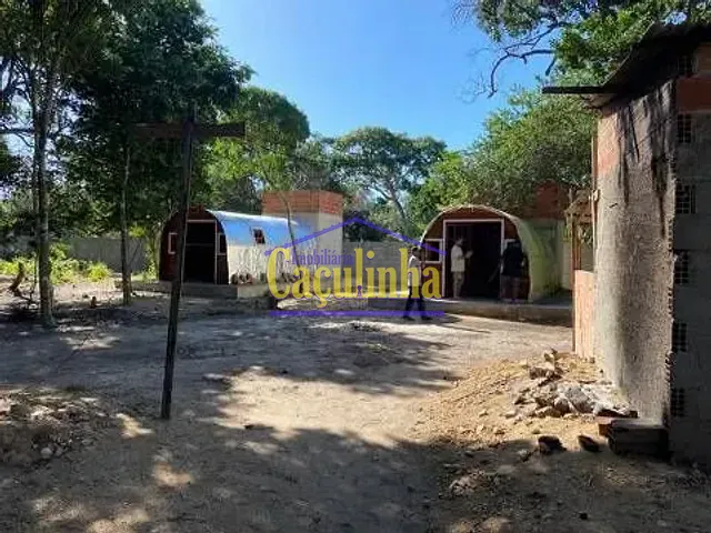 Chácara com 100m², à venda, no bairro Figueira em Arraial do Cabo