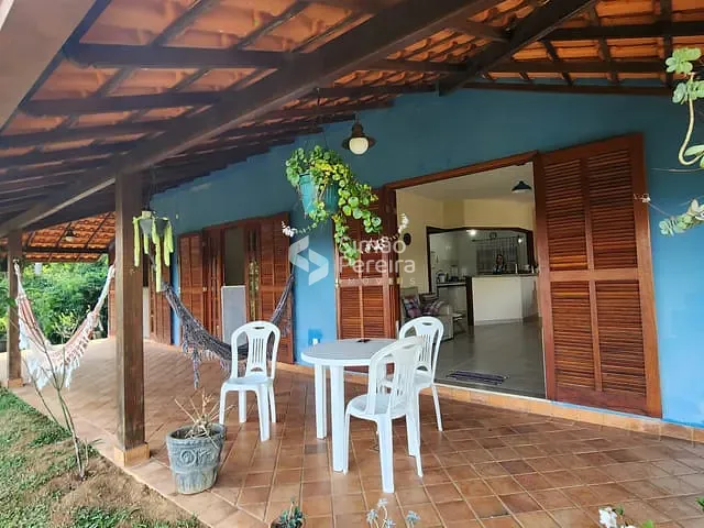 Chácara 2 quartos e 3 banheiros, à venda, no bairro Balança em Simão Pereira