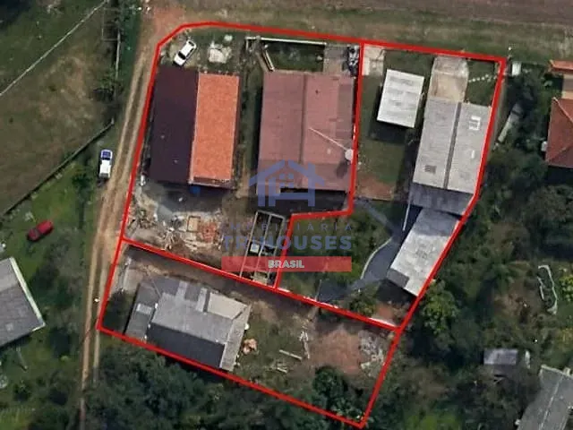 Chácara com 200m² 2 quartos e 2 banheiros, à venda, no bairro Santa Gema em Colombo