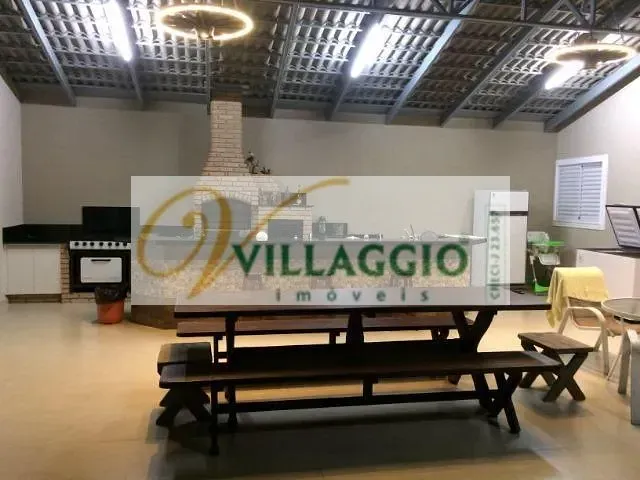 Chácara com 2000m² 4 quartos e 6 banheiros, à venda, no bairro Centro em Guapiaçu